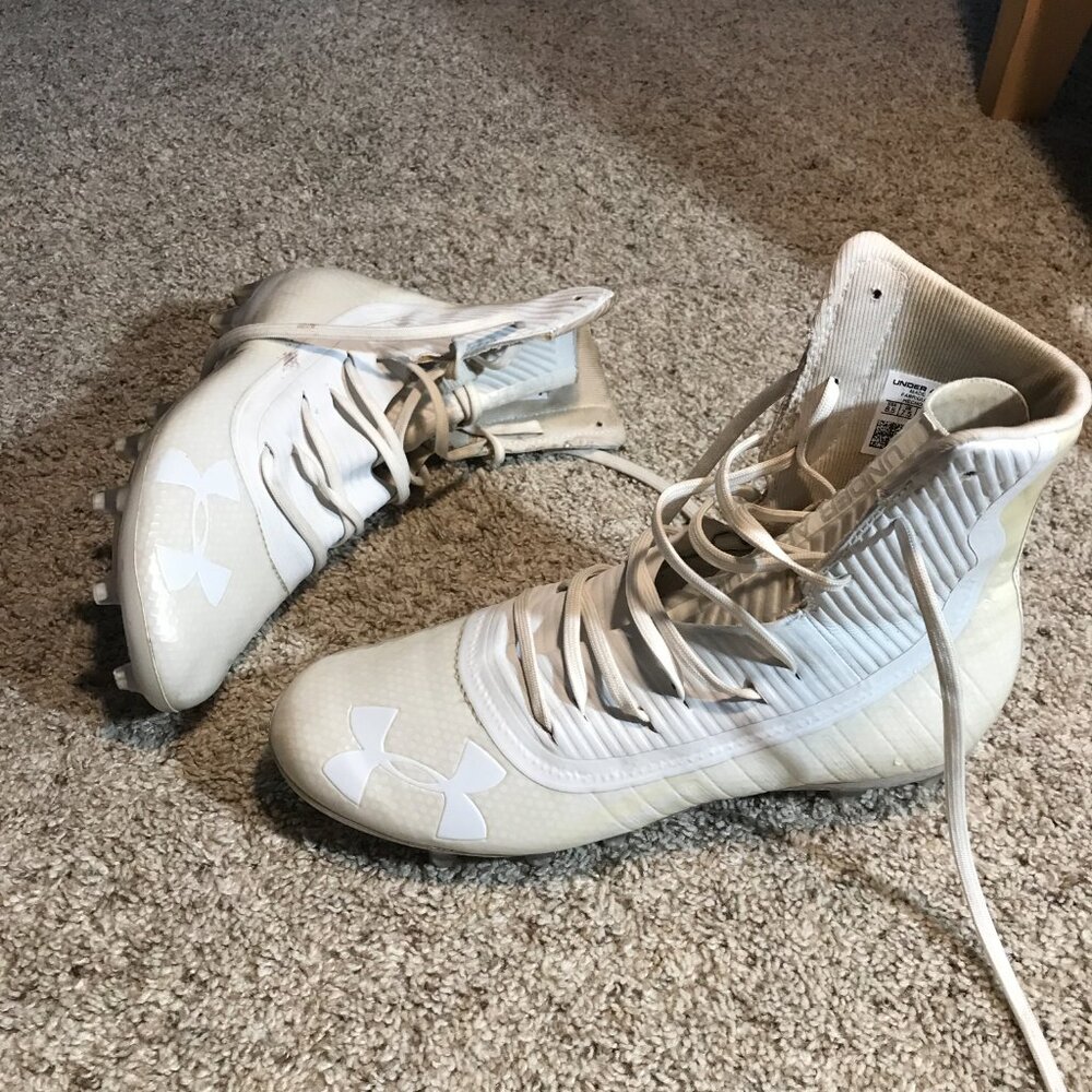 Under Armour Men's White/Tan High-Top Athletic Cleats